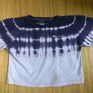 Cropped Champion Purple Tie Dye short sleeve shirt
